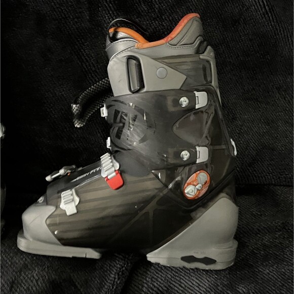 Tecnica Ski Boots Diablo Flame 26.5 Mens 260-265  Skiing 304mm Sz 8.5 Italy main image 10